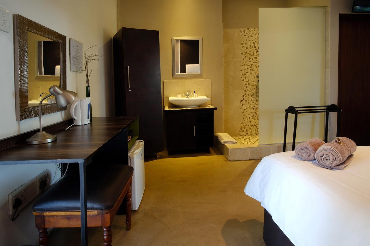 פאלאבורווה Cu Guest House מראה חיצוני תמונה