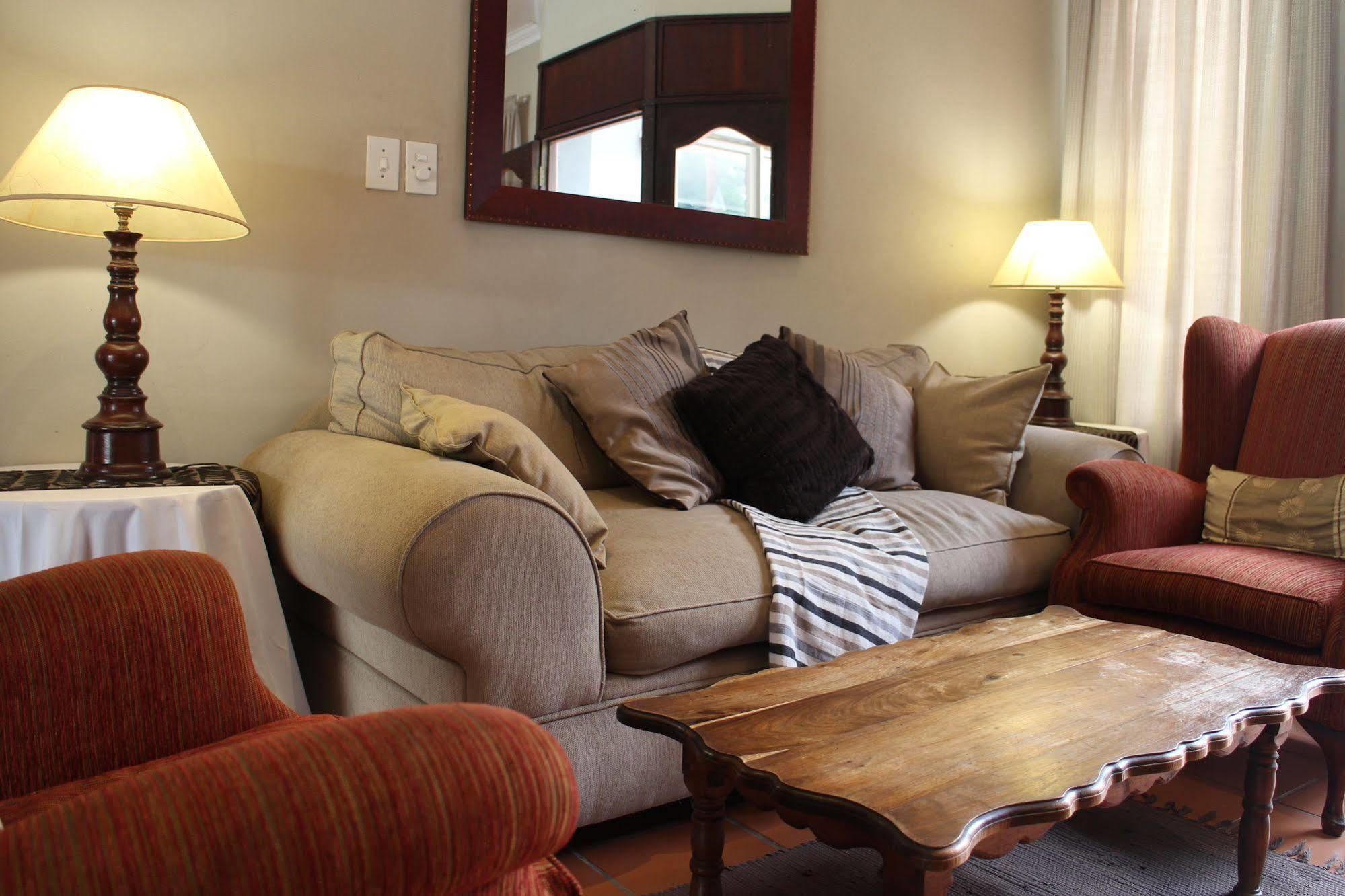 פאלאבורווה Cu Guest House מראה חיצוני תמונה