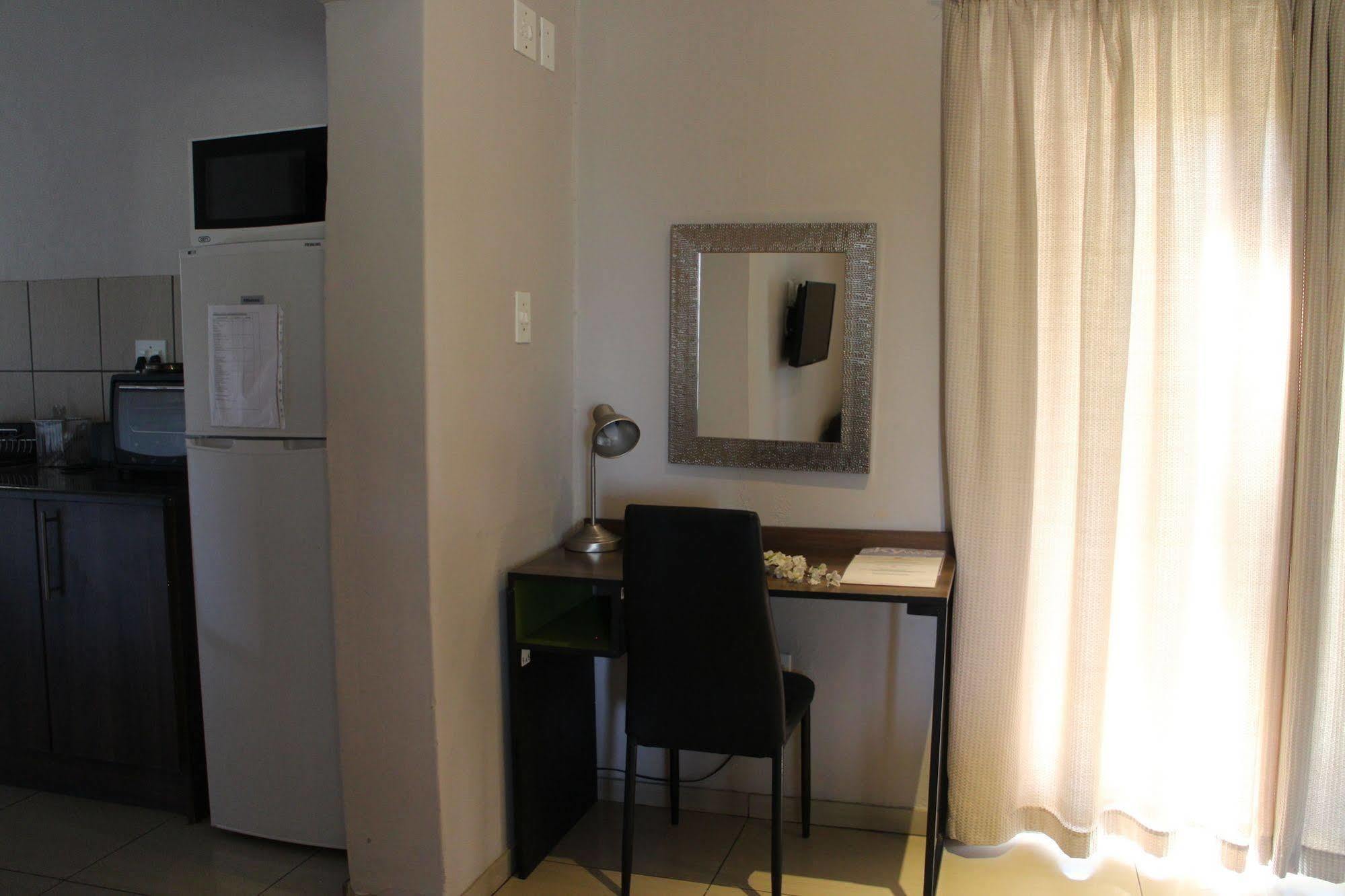 פאלאבורווה Cu Guest House מראה חיצוני תמונה