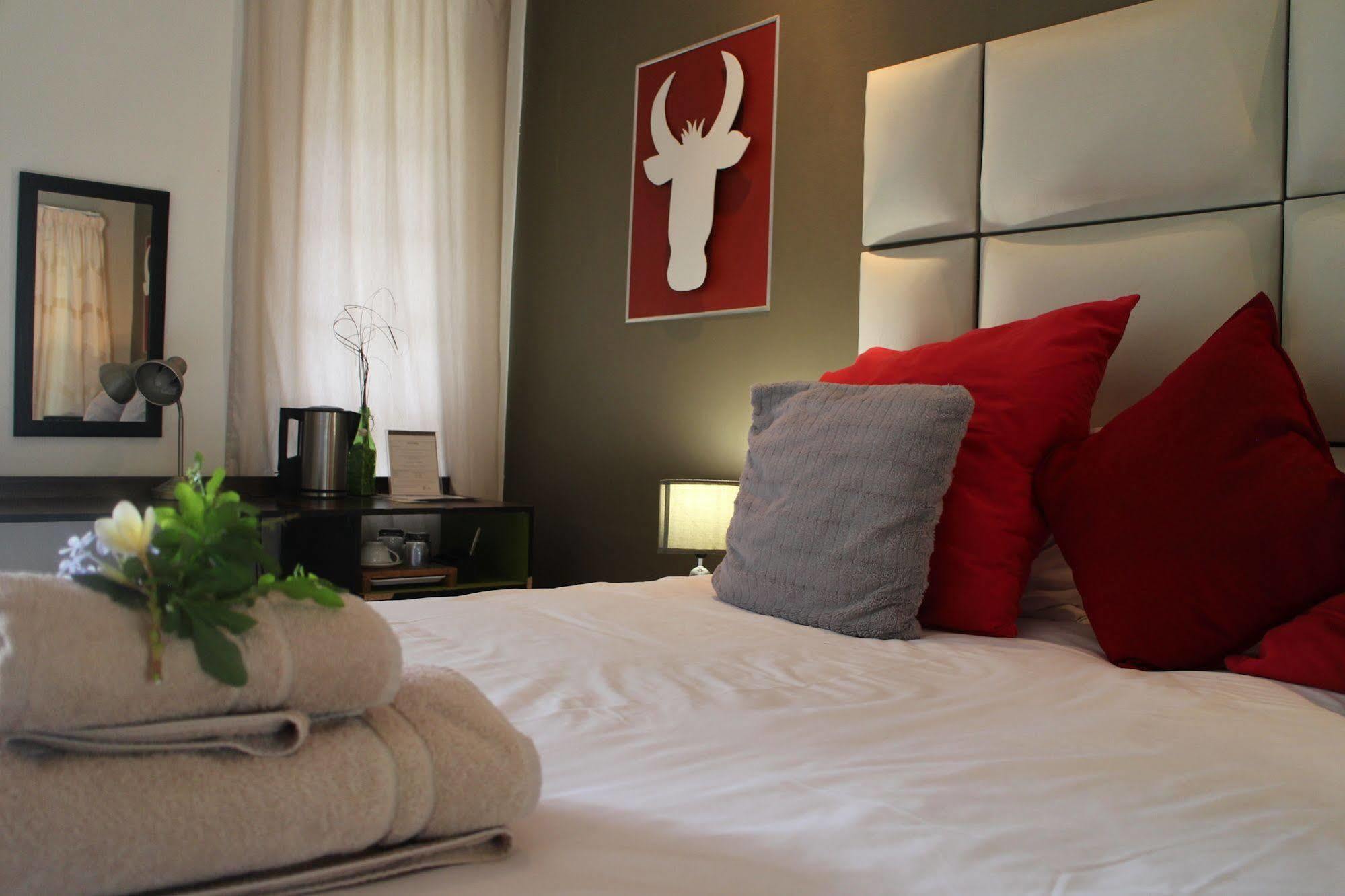 פאלאבורווה Cu Guest House מראה חיצוני תמונה