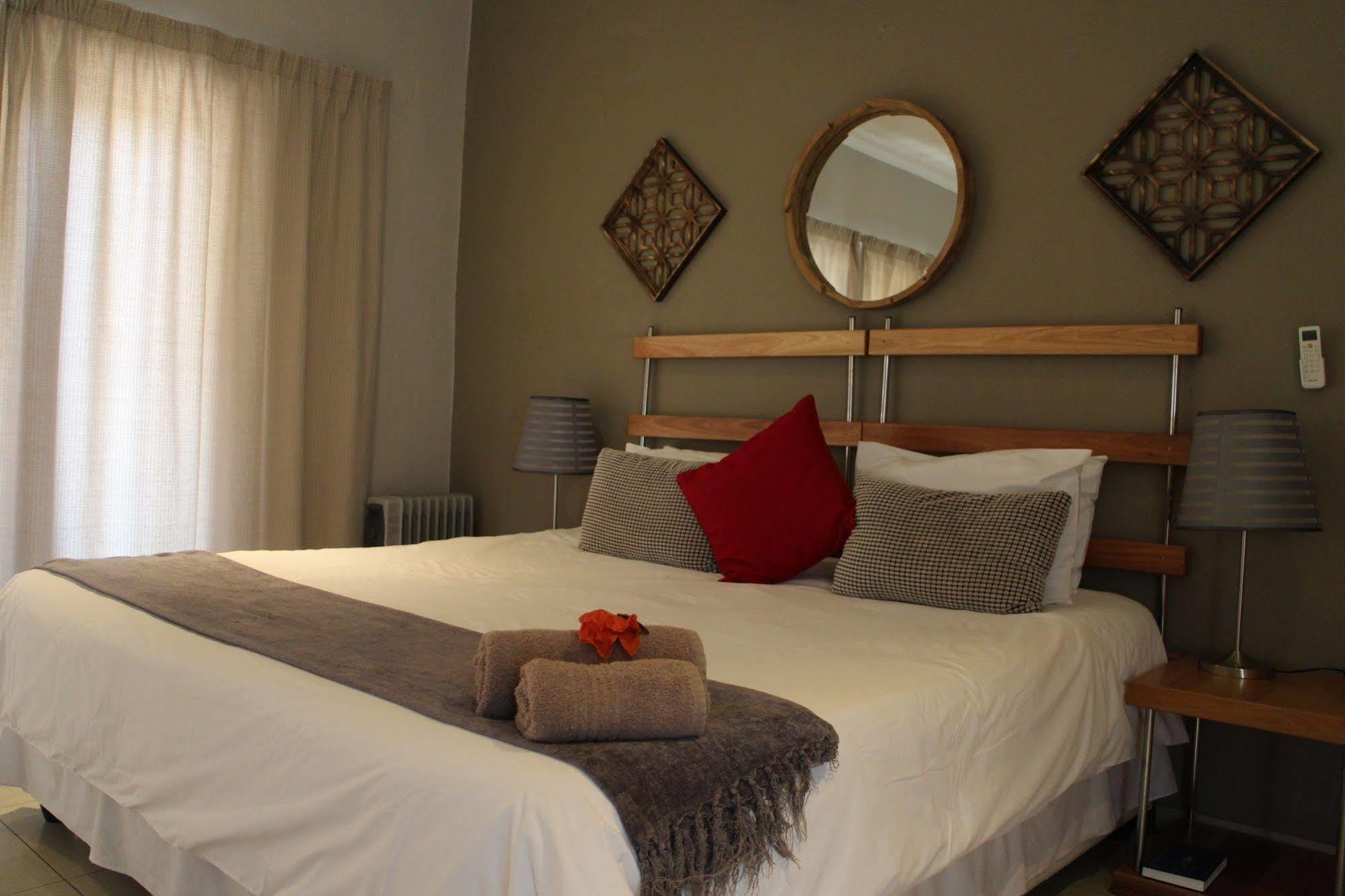 פאלאבורווה Cu Guest House מראה חיצוני תמונה