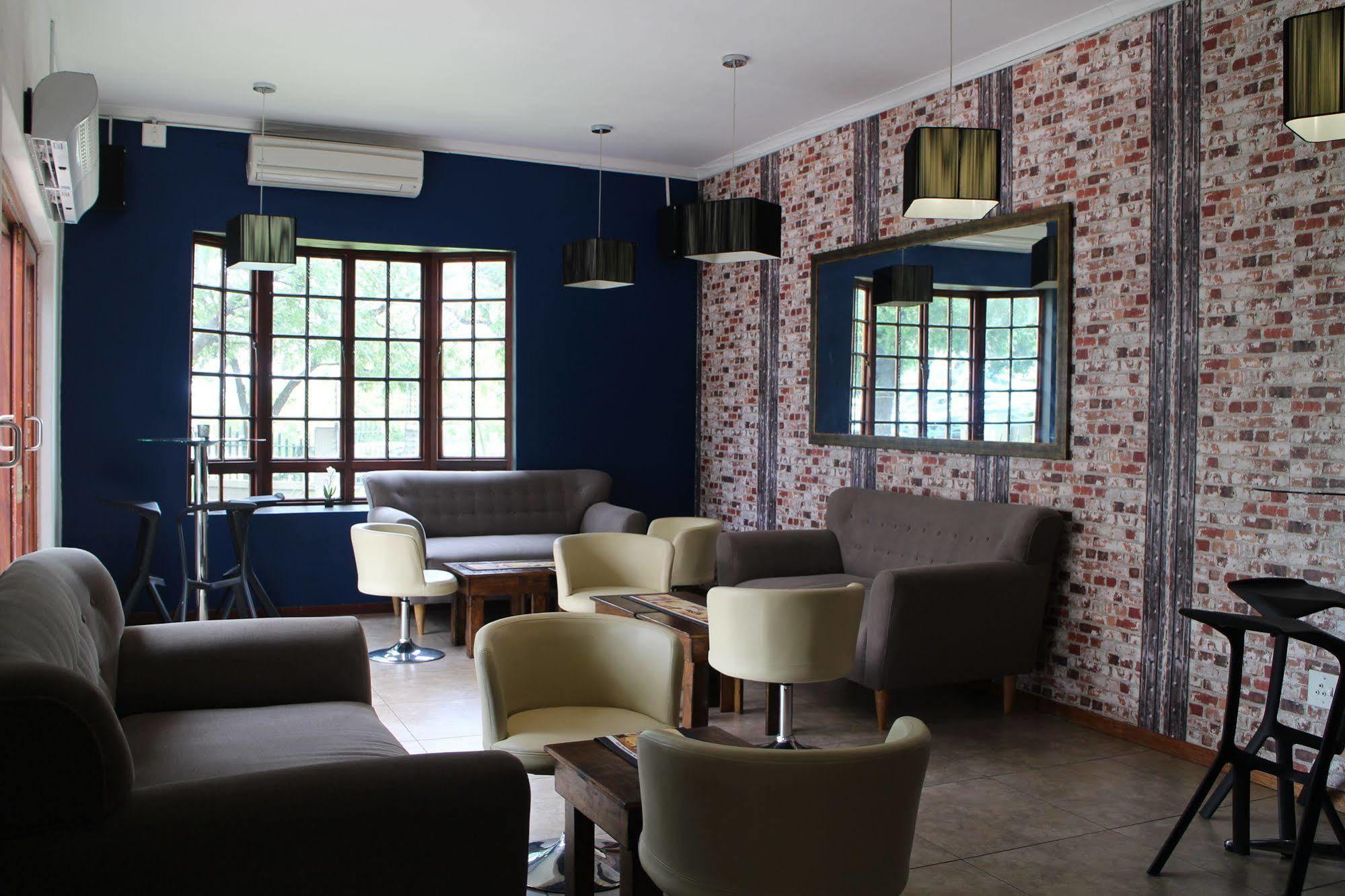 פאלאבורווה Cu Guest House מראה חיצוני תמונה